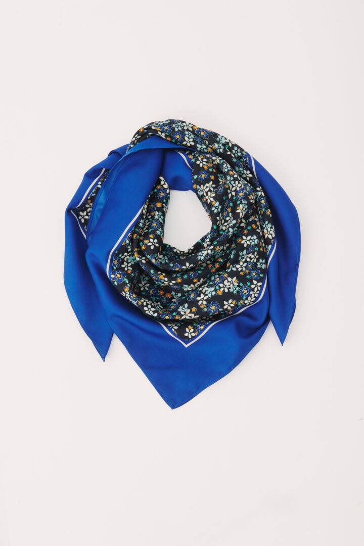 Selima Scarf