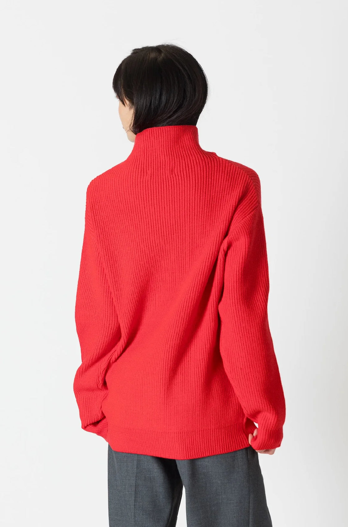 Ribbed Relaxed Mockneck