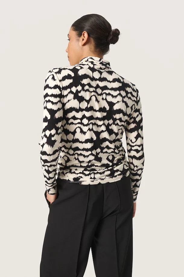 Hanadi Printed Rollneck